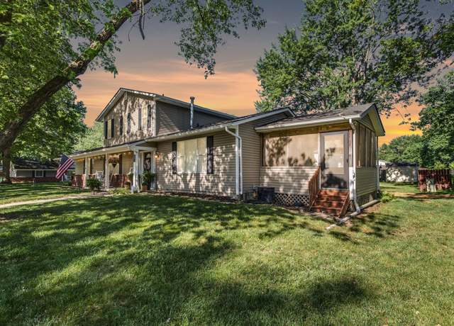 Property at 691 Heritage Blvd, Delaware, OH 43015, 4 beds, 1.5 baths