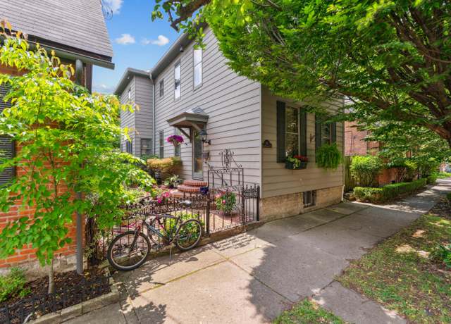 Property at 117 E Frankfort St, Columbus, OH 43206, 3 beds, 1.5 baths