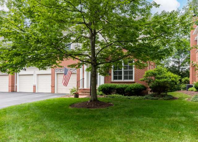Photo of 1359 White Oak Ln, New Albany, OH 43054