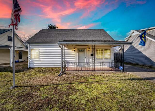 Property at 519 E 4th St, Waverly, OH 45690, 3 beds, 1 bath