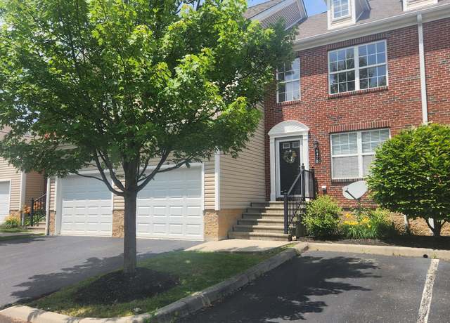 Property at 6478 Walnut Fork Dr, Westerville, OH 43081, 2 beds, 3 baths
