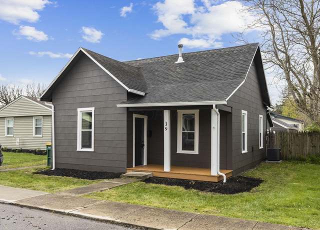 Property at 39 S West St, West Jefferson, OH 43162, 3 beds, 2 baths