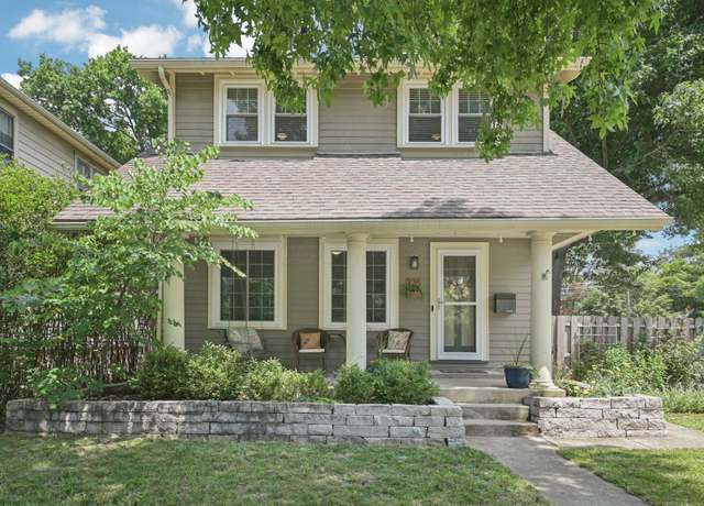 Property at 326 E Kelso Rd, Columbus, OH 43202, 3 beds, 2 baths