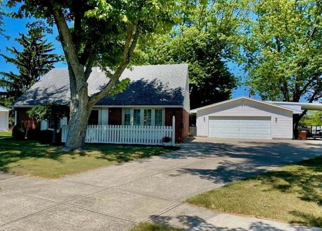 Property at 626 Skyles Rdg, Englewood, OH 45322, 4 beds, 2 baths