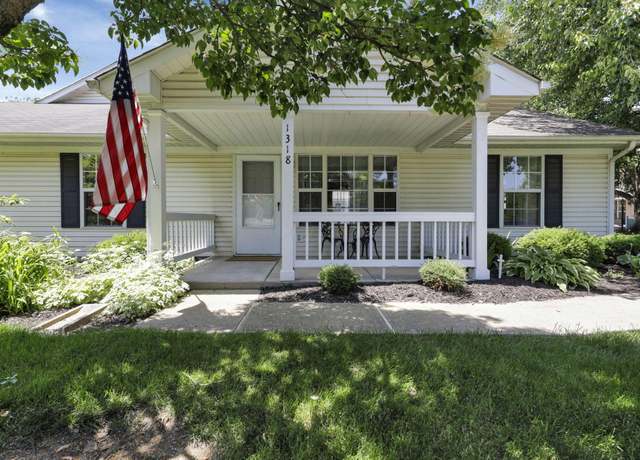 Property at 1318 Hillview Cir E, Newark, OH 43055, 2 beds, 2 baths