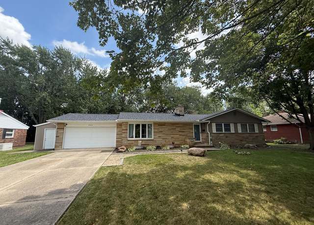 Property at 366 Hickory Dr, Marysville, OH 43040, 3 beds, 2.5 baths