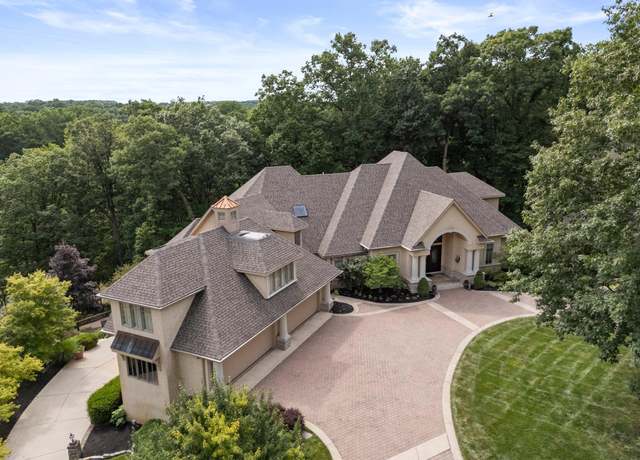 Photo of 912 Matthews Brook Ln, Powell, OH 43065