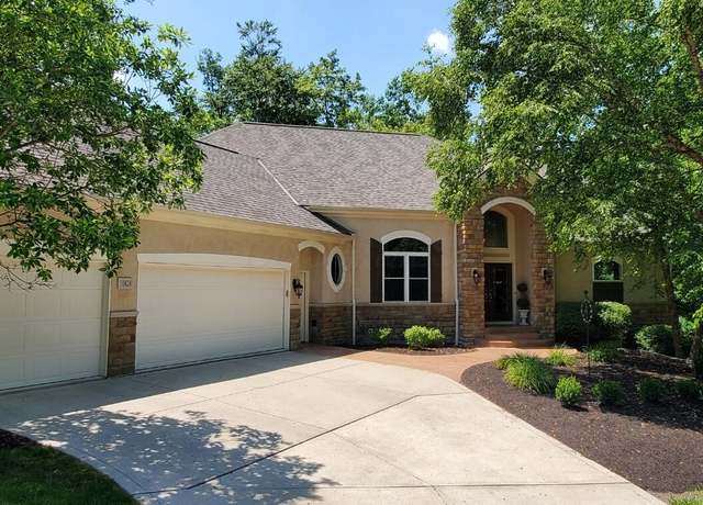 Photo of 10828 Brinsworth Dr, Dublin, OH 43016