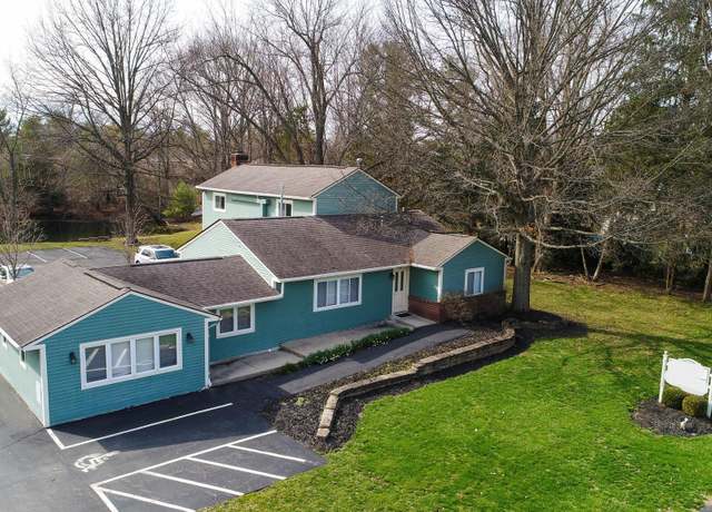 Photo of 271 S Liberty St, Powell, OH 43065
