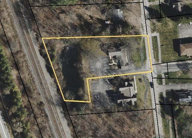 Photo of 271 S Liberty St, Powell, OH 43065