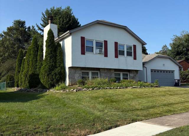 Property at 1669 Lexington Dr, Lancaster, OH 43130, 4 beds, 2.5 baths