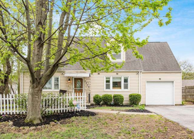 Property at 2877 Wellesley Rd, Columbus, OH 43209, 3 beds, 3 baths
