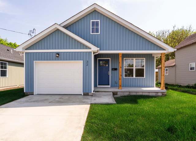 Property at 32 Maple St, Jeffersonville, OH 43128, 3 beds, 2 baths