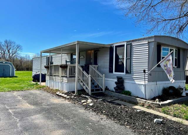 Property at 42 Deerpath Rd, Chillicothe, OH 45601, 3 beds, 1 bath