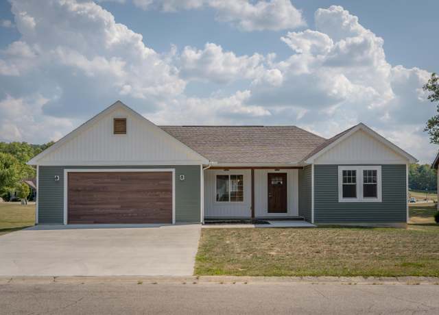 Property at 32309 Cedar Ln, Logan, OH 43138, 3 beds, 2 baths