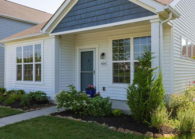 Property at 5654 Caledonia Dr, Westerville, OH 43081, 3 beds, 2 baths