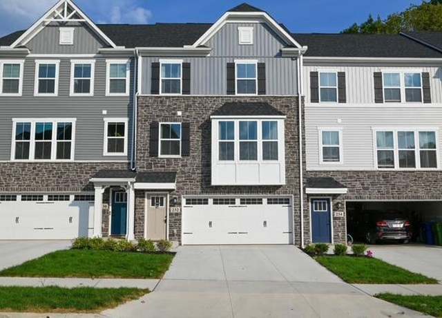 Property at 232 Via Veneto, Delaware, OH 43015, 3 beds, 2.5 baths