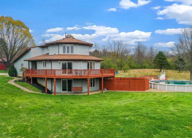 Property at 8778 Township Rd 36, Somerset, OH 43783, 2 beds, 2.5 baths