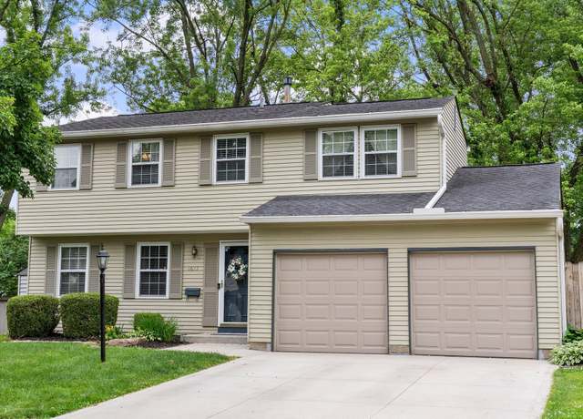 Property at 1677 Tendril Ct, Columbus, OH 43229, 4 beds, 1.5 baths