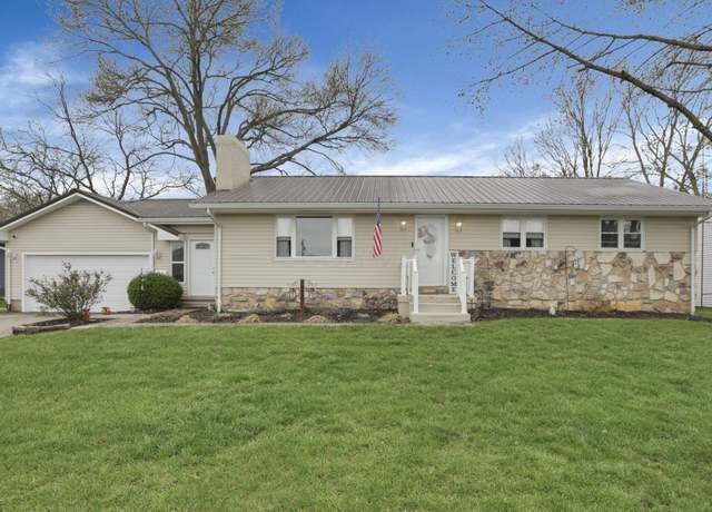 Property at 345 Sunset Dr, Circleville, OH 43113, 3 beds, 1.5 baths