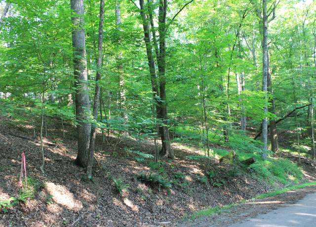 Property at 408 Mohican Ln, Sugar Grove, OH 43155