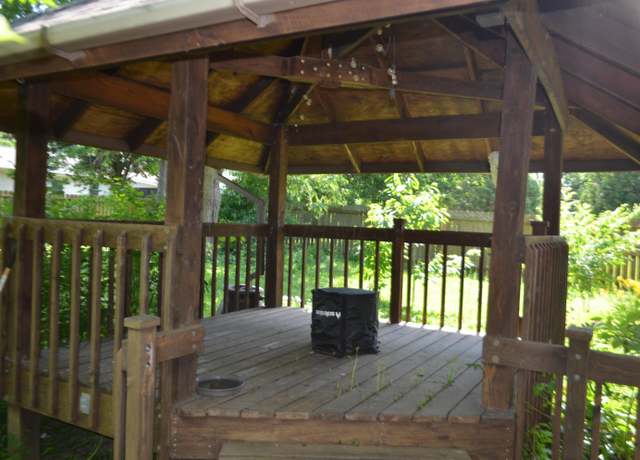 Photo of 72 Rockwell Way, Worthington, OH 43085