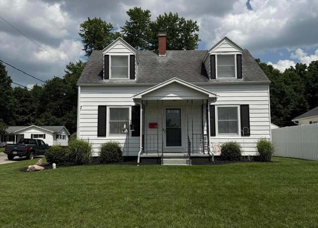Property at 842 Pershing Dr, Circleville, OH 43113, 3 beds, 1.5 baths