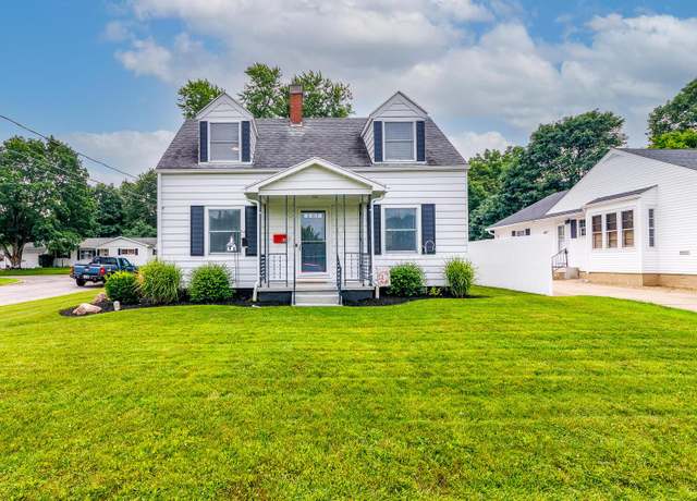 Property at 842 Pershing Dr, Circleville, OH 43113, 3 beds, 1.5 baths