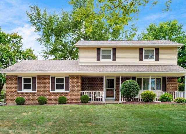 Property at 11867 Kennington Sq W, Pickerington, OH 43147, 4 beds, 2.5 baths