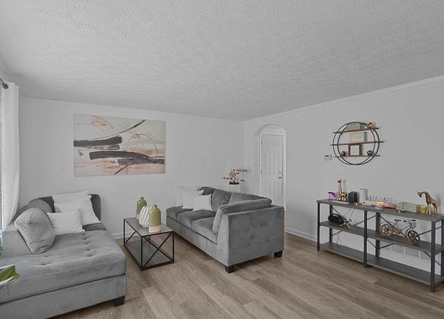 Property at 1310 Sweetbay Pl, Galloway, OH 43119, 3 beds, 2 baths