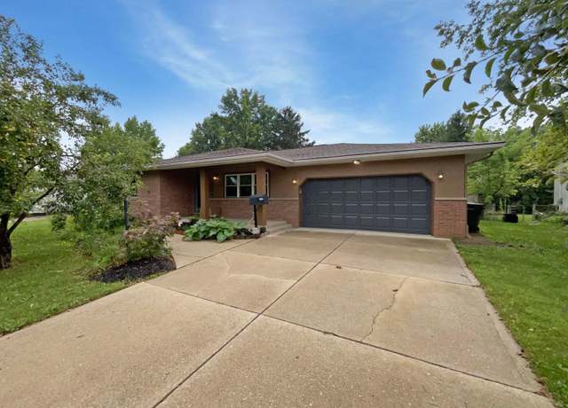 Property at 5024 Shadycrest Rd, Columbus, OH 43229, 3 beds, 2 baths