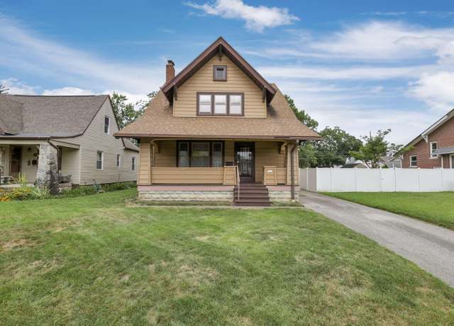 Property at 77 S Brinker Ave, Columbus, OH 43204, 3 beds, 2.5 baths