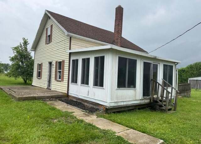 Property at 235 Lindsey Rd, Sidney, OH 45365, 3 beds, 1 bath