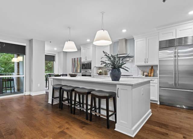 Property at 105 N Riverview St #218, Dublin, OH 43017, 2 beds, 2.5 baths
