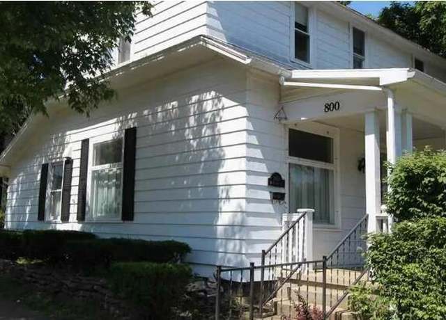Property at 800 N Mulberry St, Mount Vernon, OH 43050, 4 beds, 1 bath
