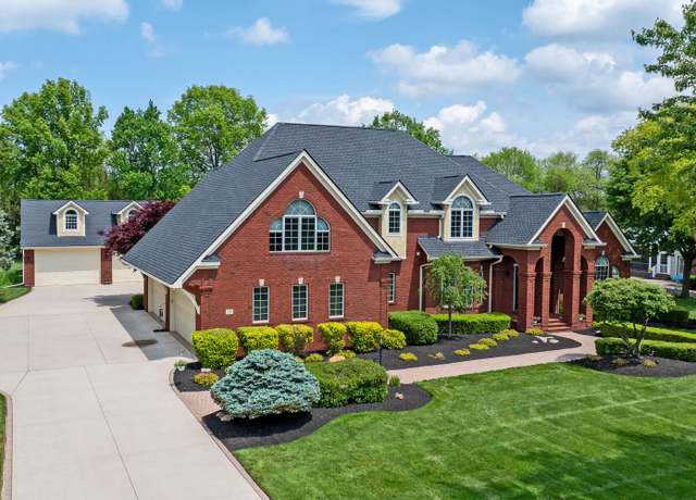 Property at 7581 Lanetta Ln, Westerville, OH 43082, 6 beds, 5.5 baths