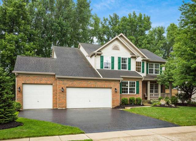 Property at 1879 Pinnacle Club Dr, Grove City, OH 43123, 4 beds, 3.5 baths