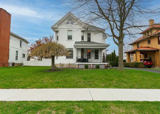 Property at 325 W 6th St, Marysville, OH 43040, 4 beds, 2 baths