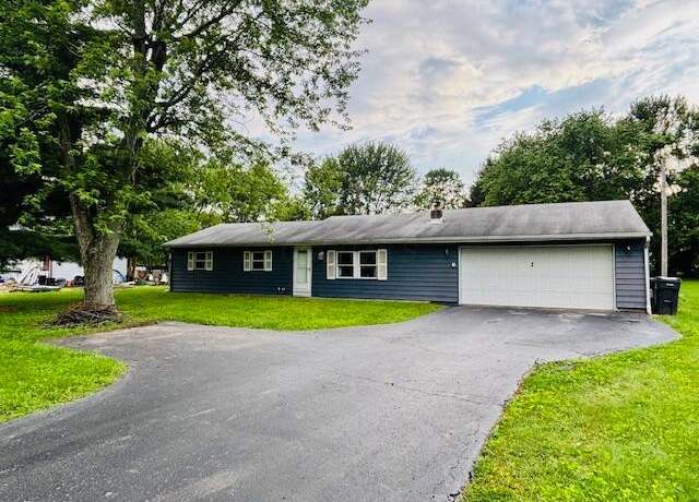 Property at 46 3rd Ave SW, Etna, OH 43062, 3 beds, 1 bath