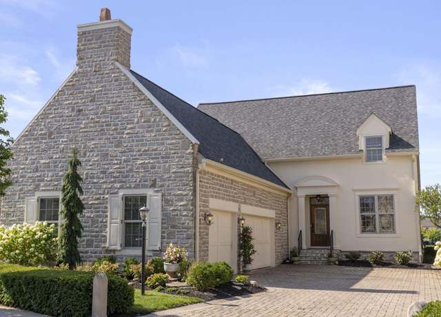 Photo of 5735 Liscarroll Pl #31, Dublin, OH 43016