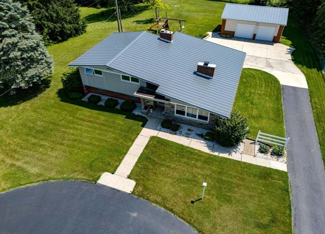 Property at 3101 E Leffel Ln, Springfield, OH 45505, 3 beds, 2 baths