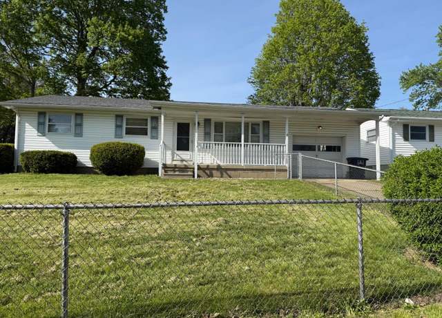 Property at 1721 W Union St, Lancaster, OH 43130, 3 beds, 2 baths