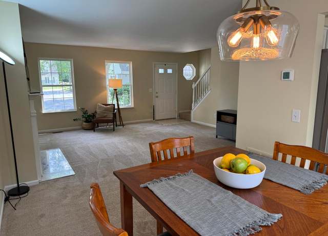Property at 6282 Mcnaughten Place Ln #39, Columbus, OH 43213, 2 beds, 1.5 baths