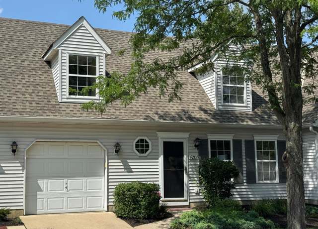 Property at 6282 Mcnaughten Place Ln #39, Columbus, OH 43213, 2 beds, 1.5 baths