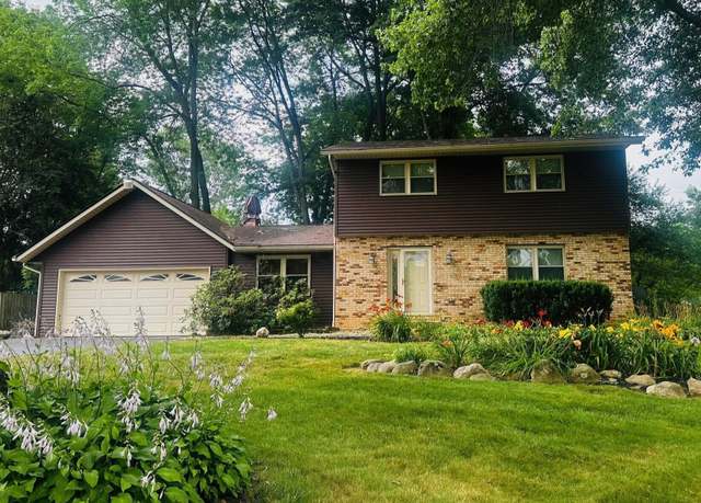 Property at 10 Aster Ct SW, Etna, OH 43062, 4 beds, 2.5 baths