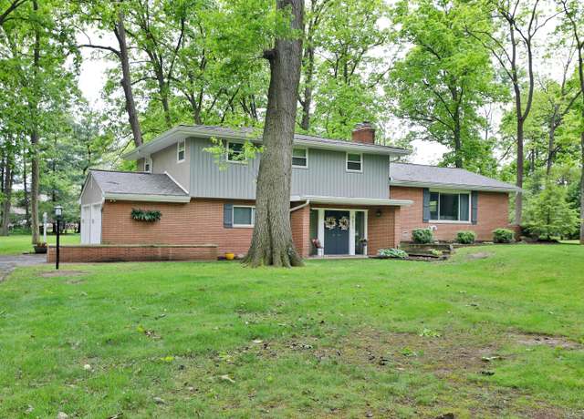 Property at 6653 Merwin Rd, Columbus, OH 43235, 4 beds, 2.5 baths