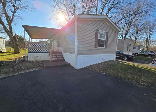 Property at 214 Estates Lane Ln, Reynoldsburg, OH 43068, 3 beds, 2 baths