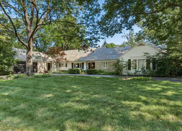 Property at 207 Ashbourne Rd, Bexley, OH 43209, 4 beds, 4 baths