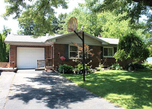 Property at 501 Elbron Rd, Springfield, OH 45505, 6 beds, 2 baths