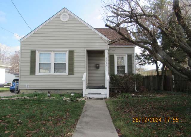 Property at 936 S Pickaway St, Circleville, OH 43113, 2 beds, 1 bath